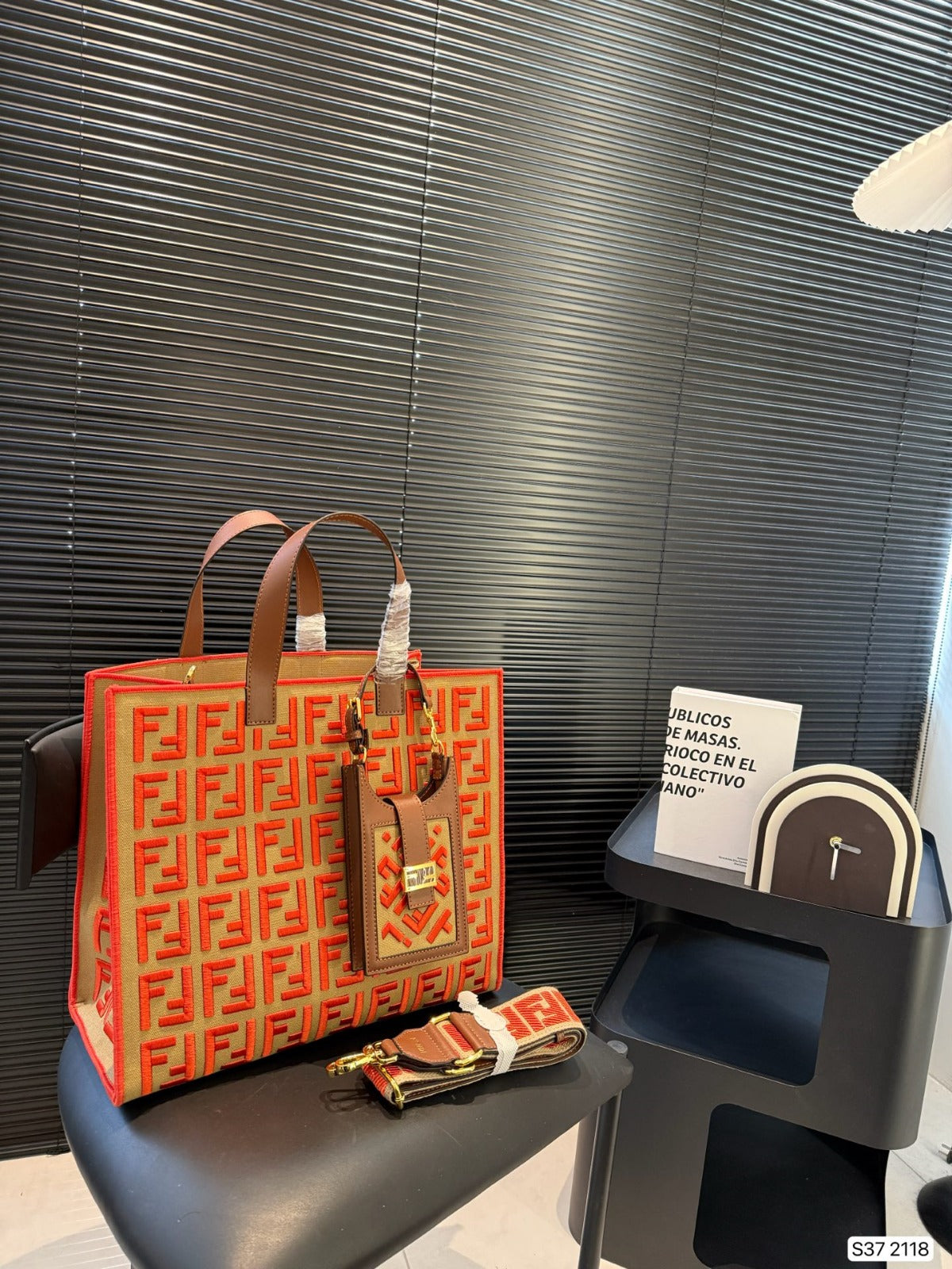 Fend Large Tote