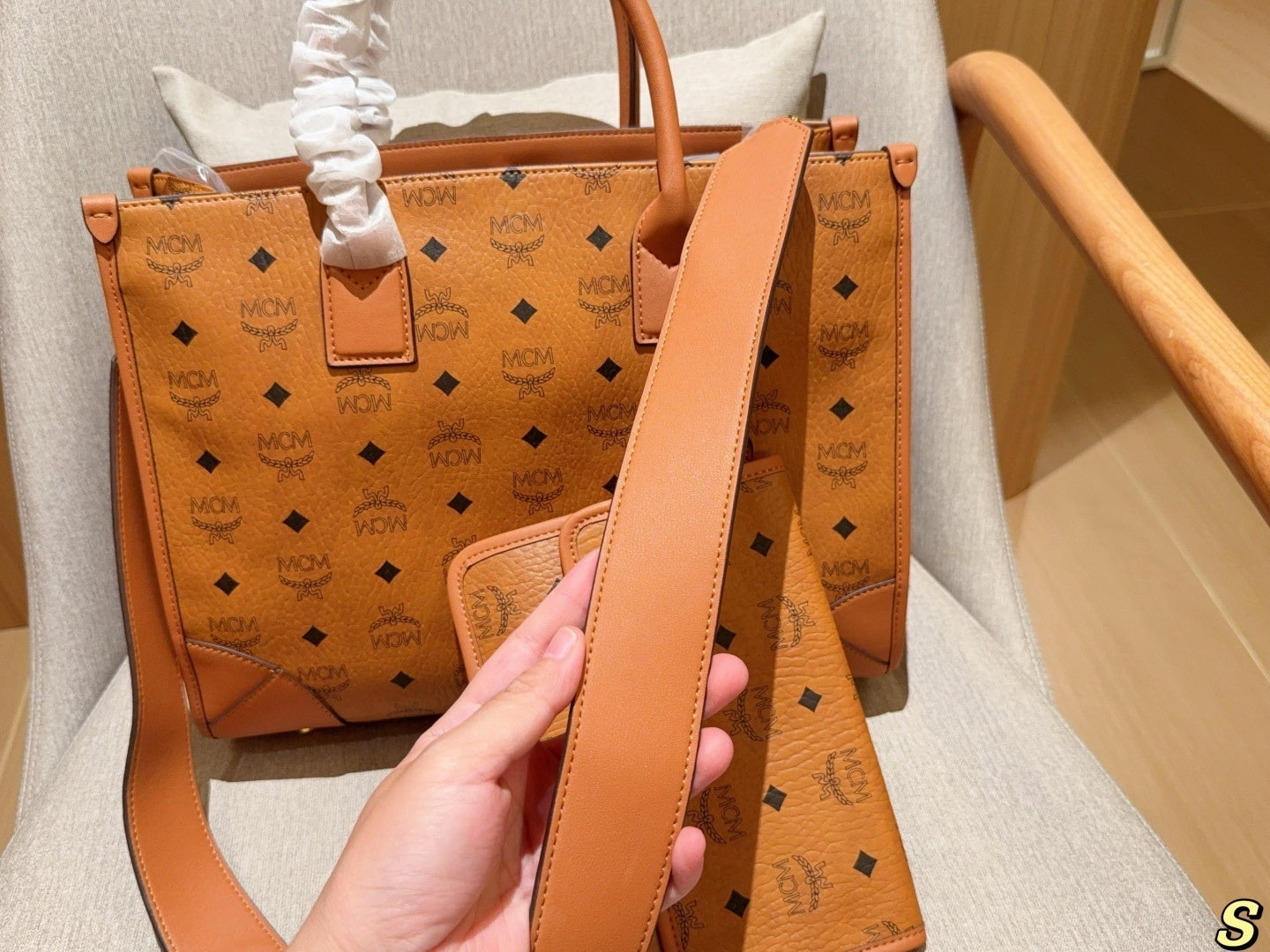 MC Large Tote