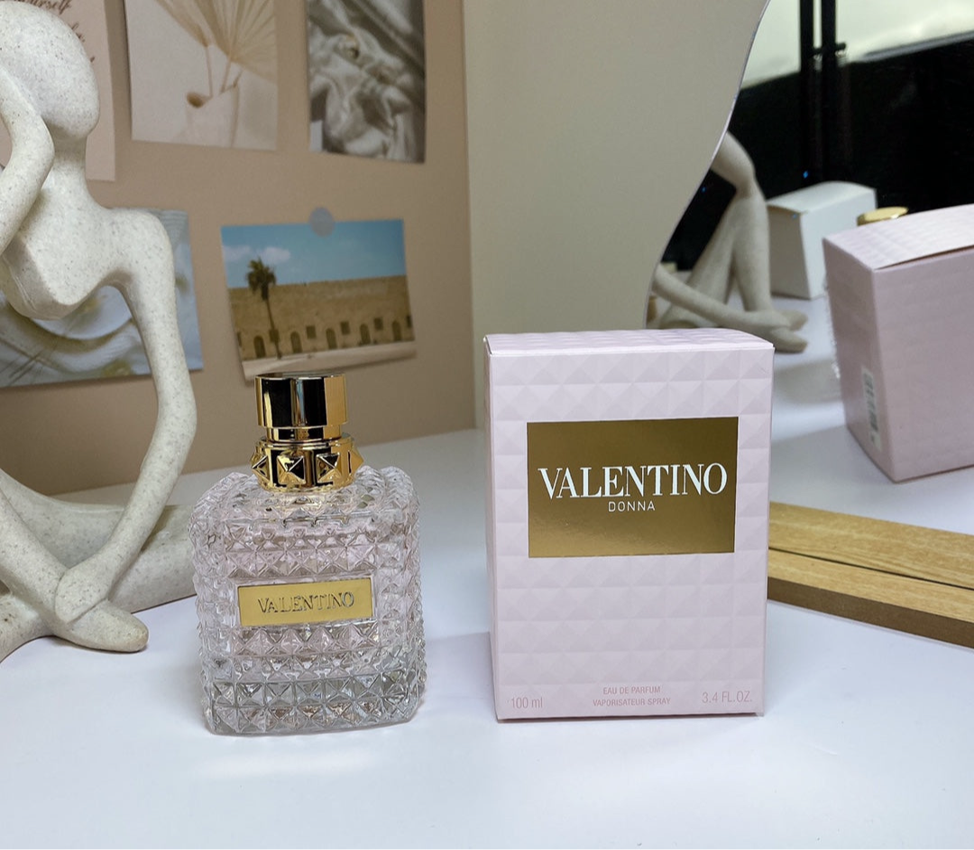 Val-Donna Collection