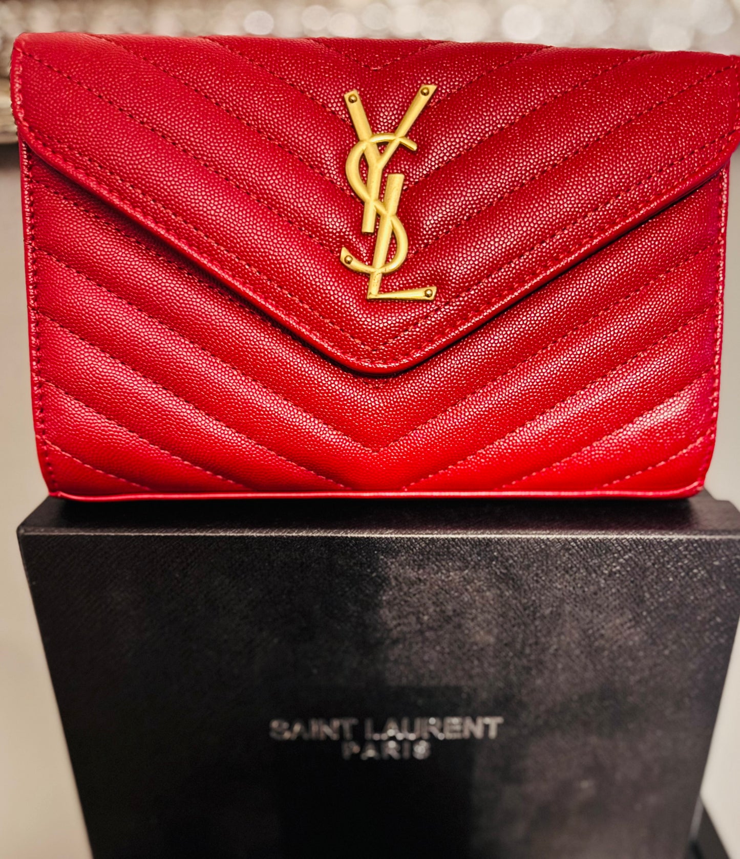 Saint Laurent Logo Shoulder Bags