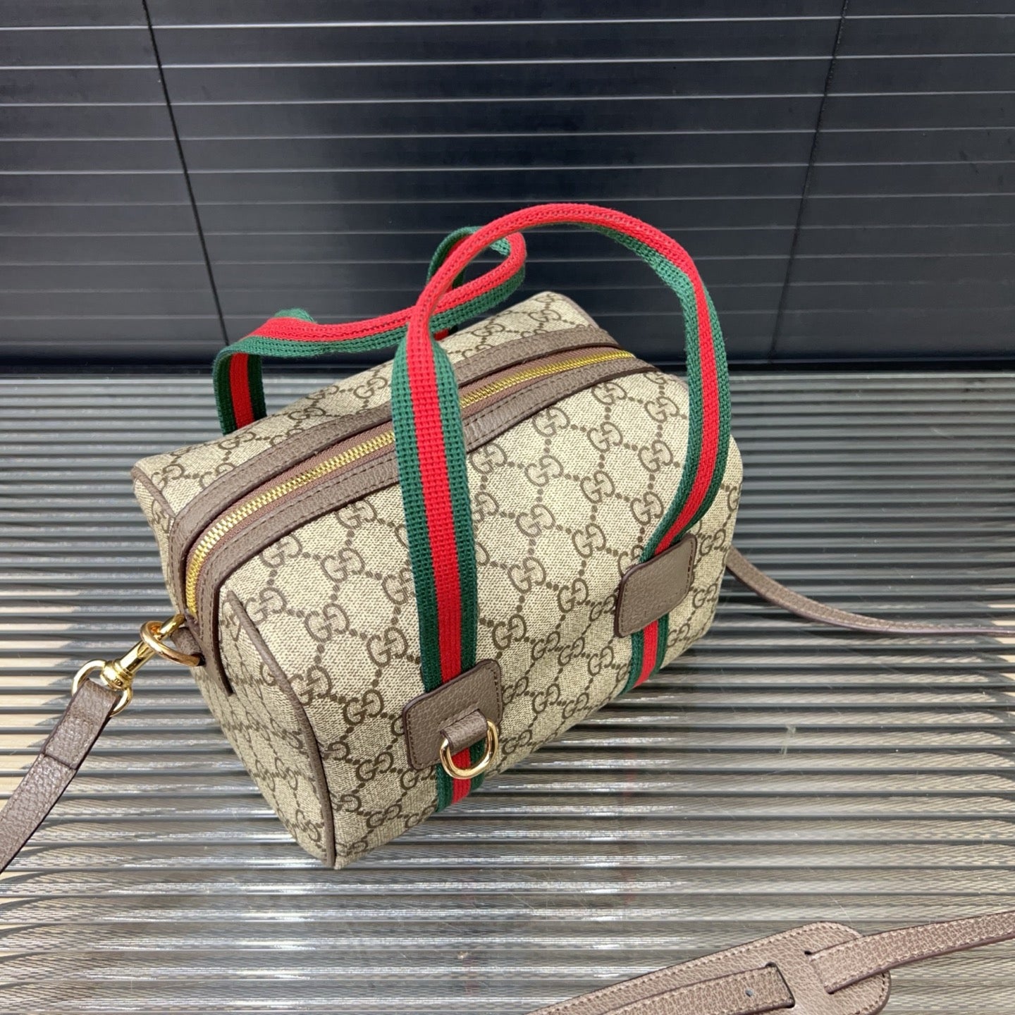 Ophidia Boston Bag