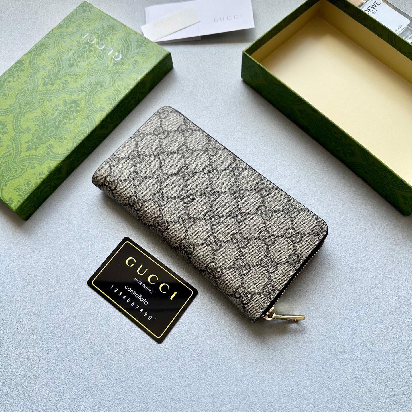 G- Shoulder Bag