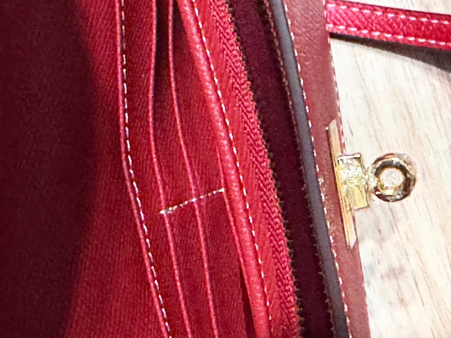 Madame Calfskin Kelly Pocket Long Wallet Rose Extreme