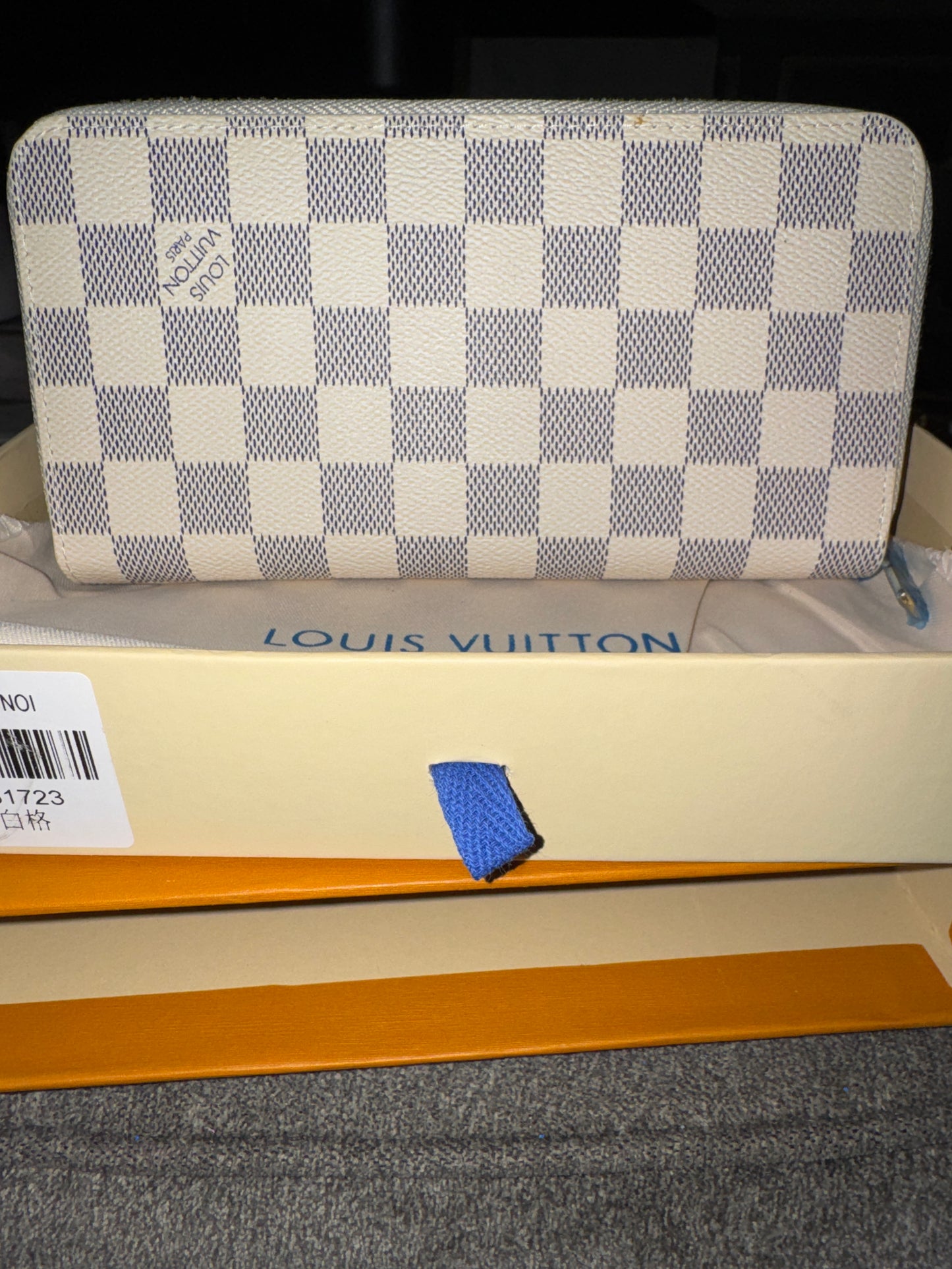 LV Wallet