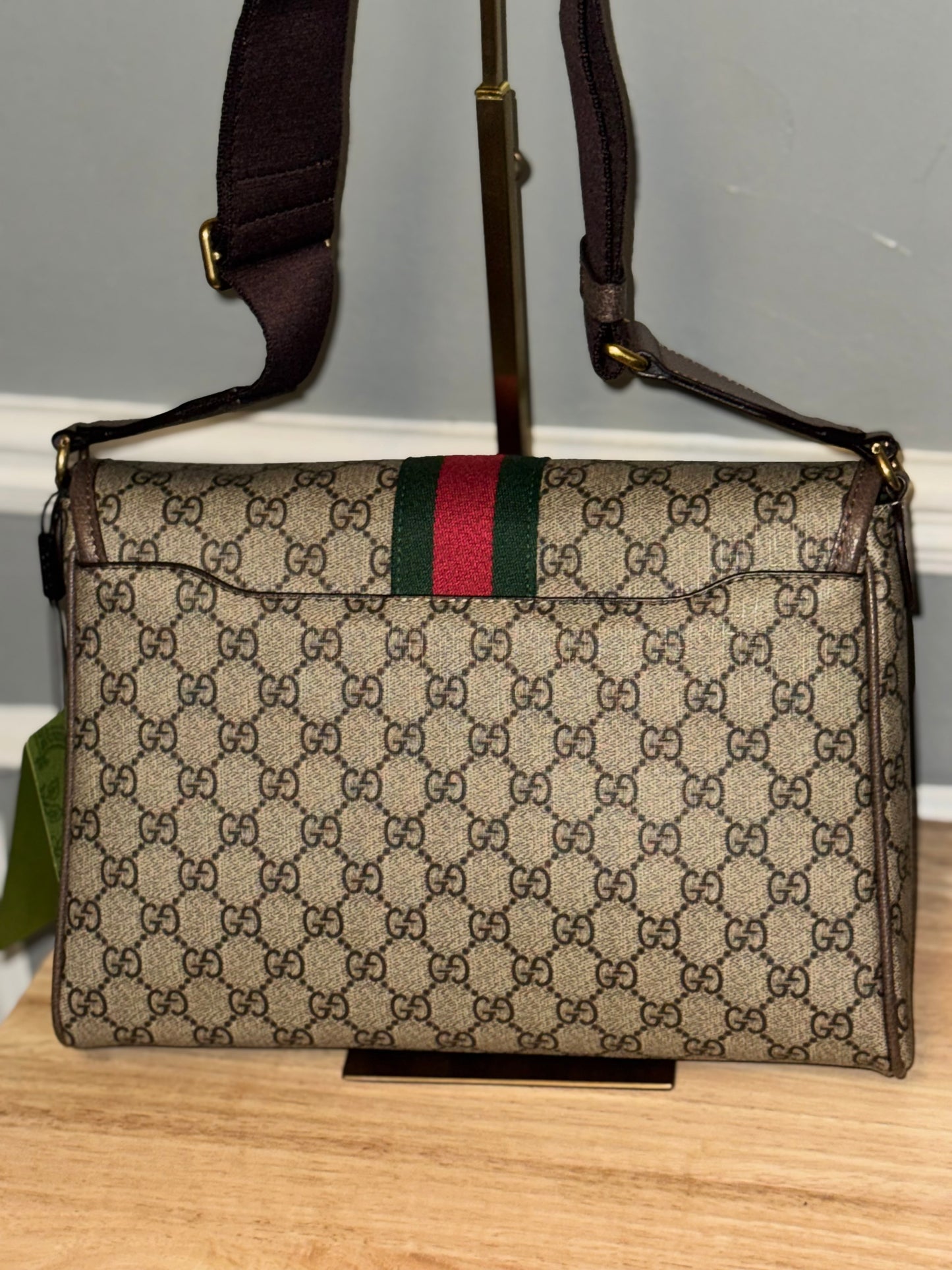 Ophidia Medium Messenger