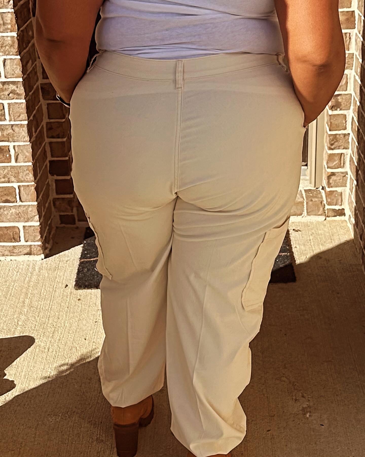 Parachute Cargo Pants up