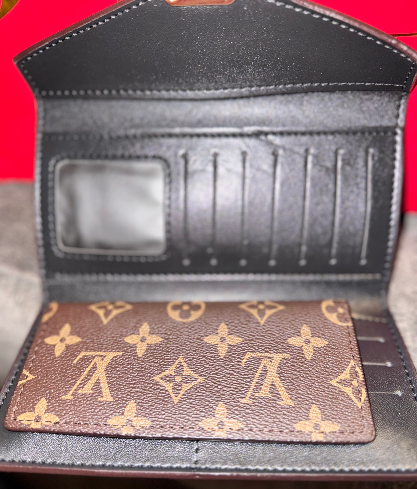LV Walllet